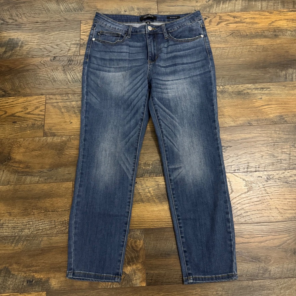 Judy Blue Relaxed Fit Jeans Womens 31 Medium Wash Stretch Straight Denim